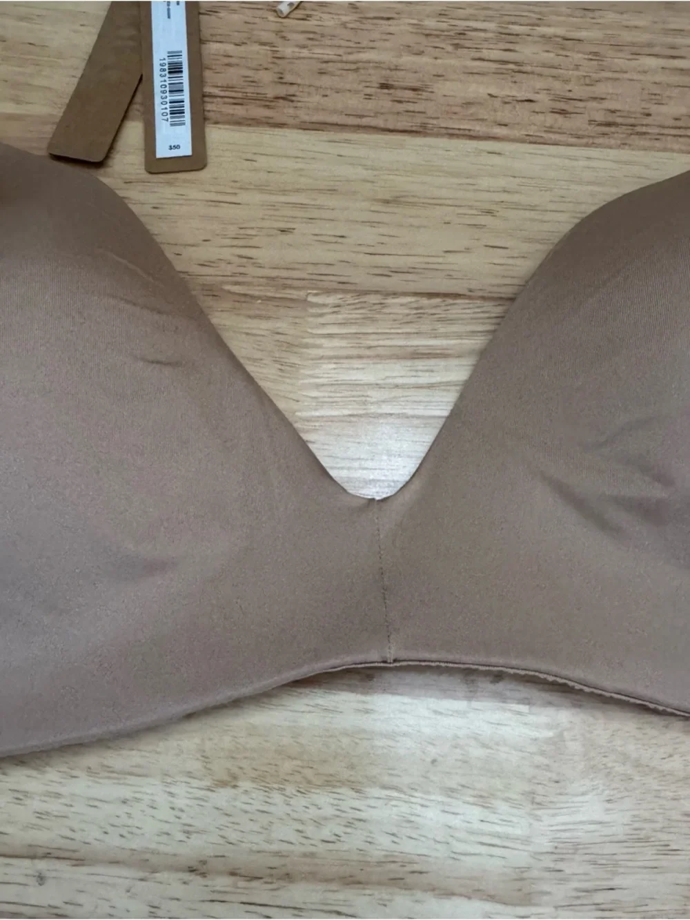 SKIMS Clay Wireless Form TShirt Bra - Picture 9 of 9